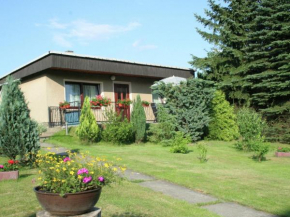  Small holiday home with large garden near the Czech border  Кирничталь